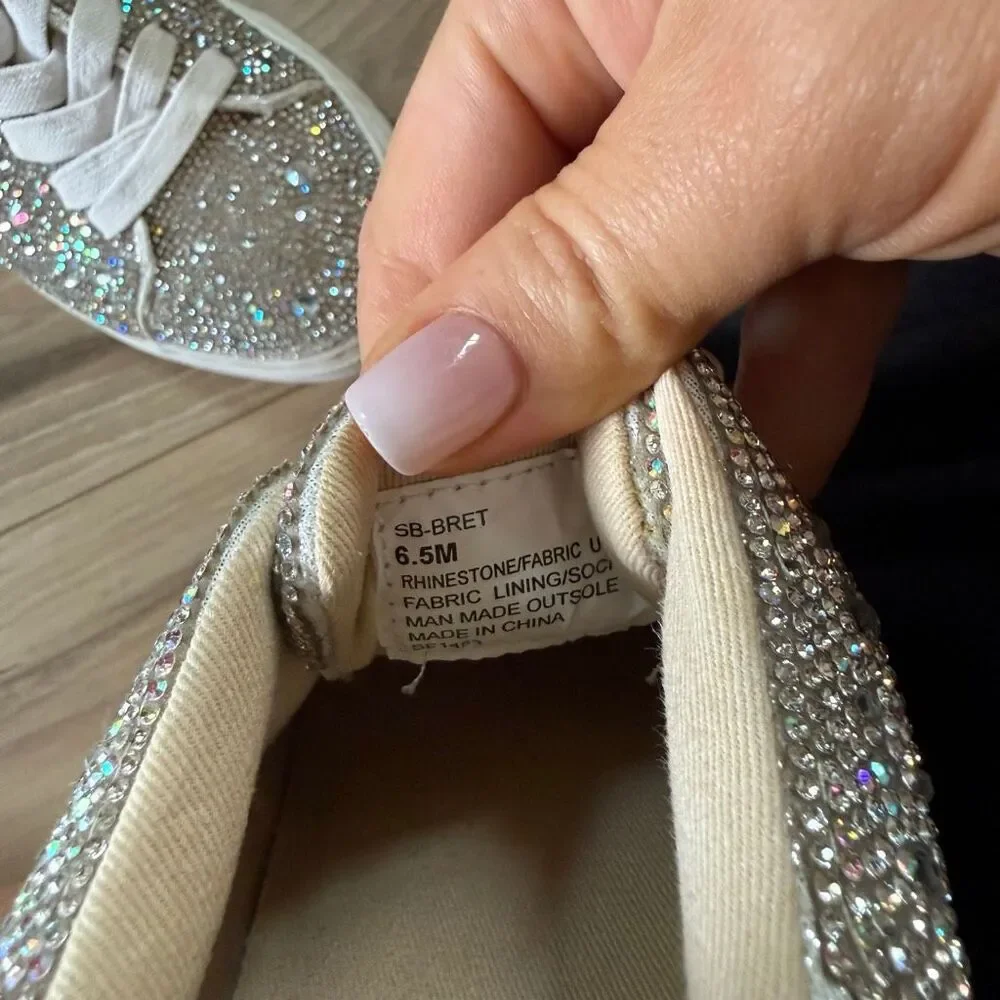 Betsey Johnson Women’s White Silver Sidny Platform Rhinstone Sneaker Size 6.5M